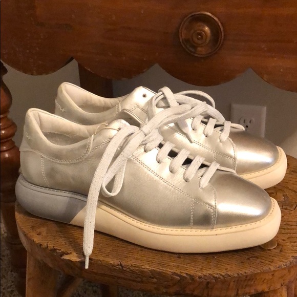 Manuel Barcelo sneaker NWOT - Picture 1 of 6